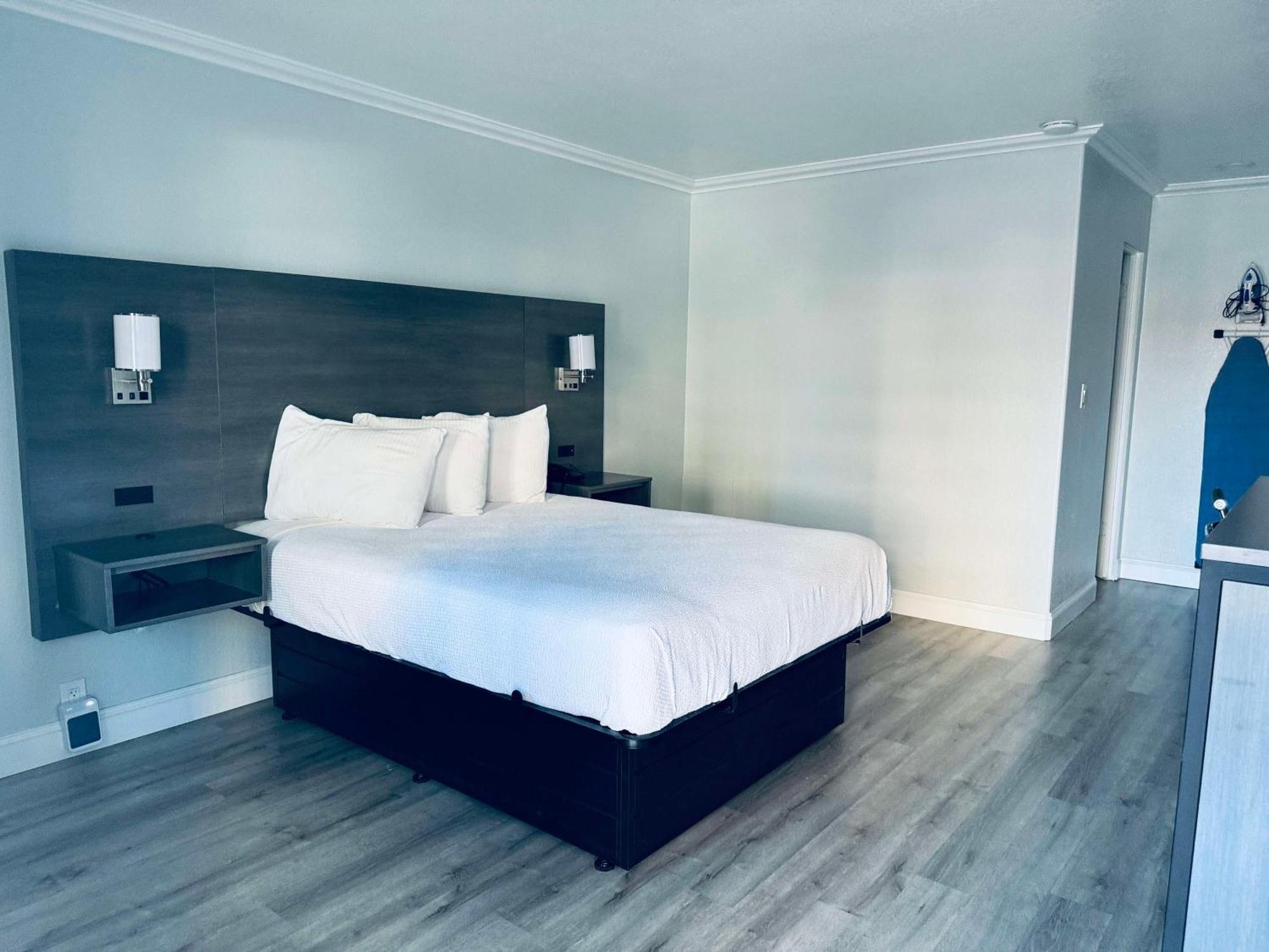 Surestay By Best Western Fresno Central Exterior foto